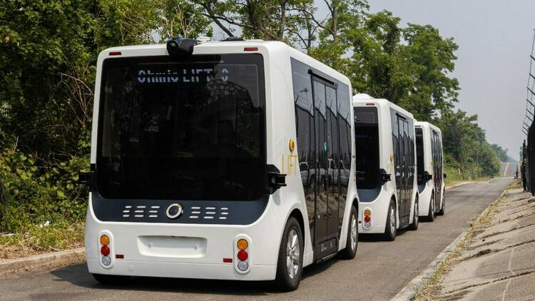 JFK Airport driverless shuttles in motion