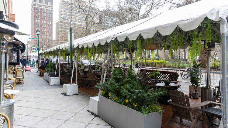 Outdoor restaurant in Philadelphia