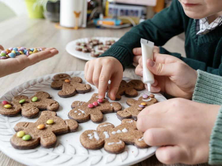 Virtual Classic Gingerbread Cookie Decorating