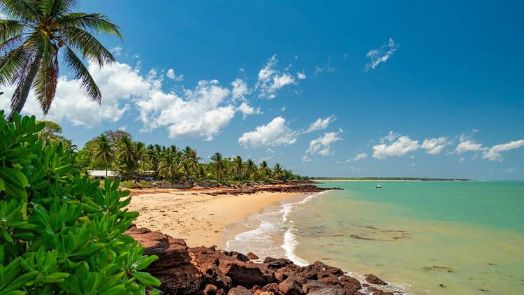 Dundee Beach