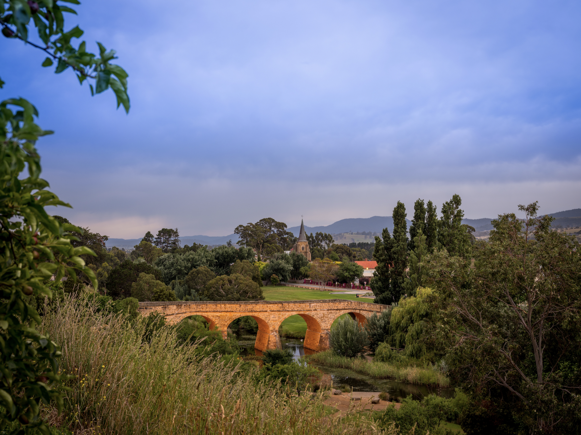 Richmond countryside with bridge