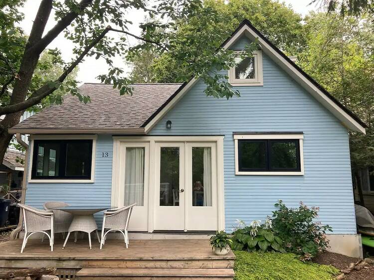 Cute cottage on Ward’s Island