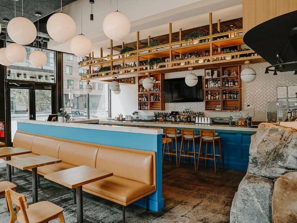16 Best Restaurants Near Fenway Park for Pre-Game Grub