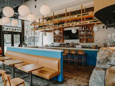 16 best restaurants near Fenway Park 16 best restaurants near Fenway Park