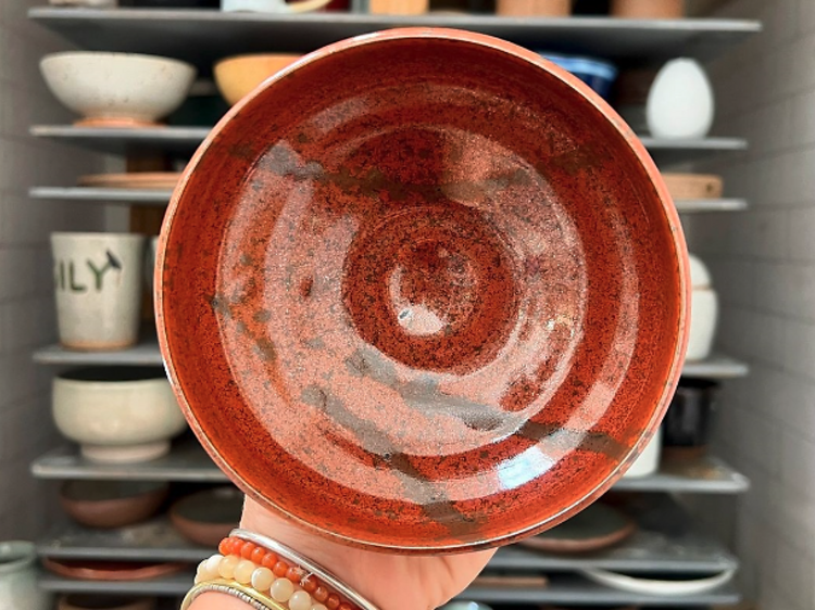 Bowl in One Pottery Wheel Throwing