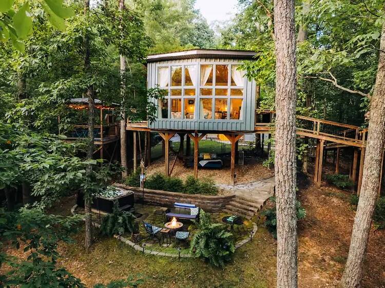 The Amish-crafted sauna treehouse in Bloomington Springs, Tennessee