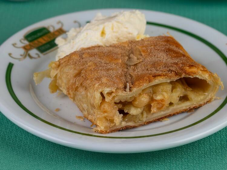 Apfelstrudel