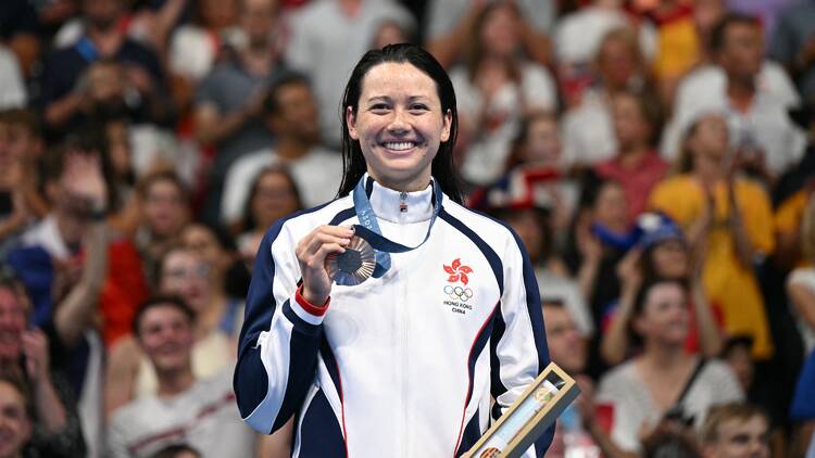 Siobhán Haughey wins bronze at Paris Olympics