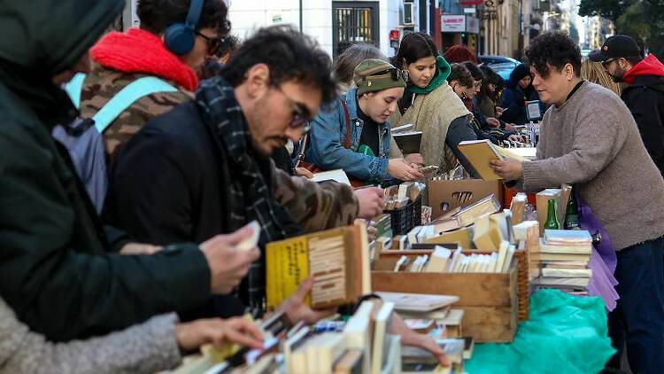 feria-los-libros-en-la-calle