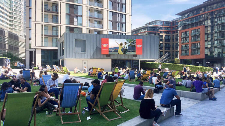 Merchant Square big screen