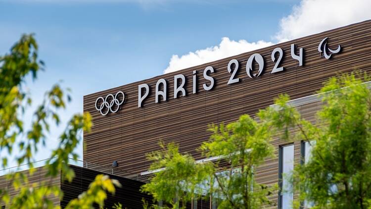 Paris 2024 lettering on building