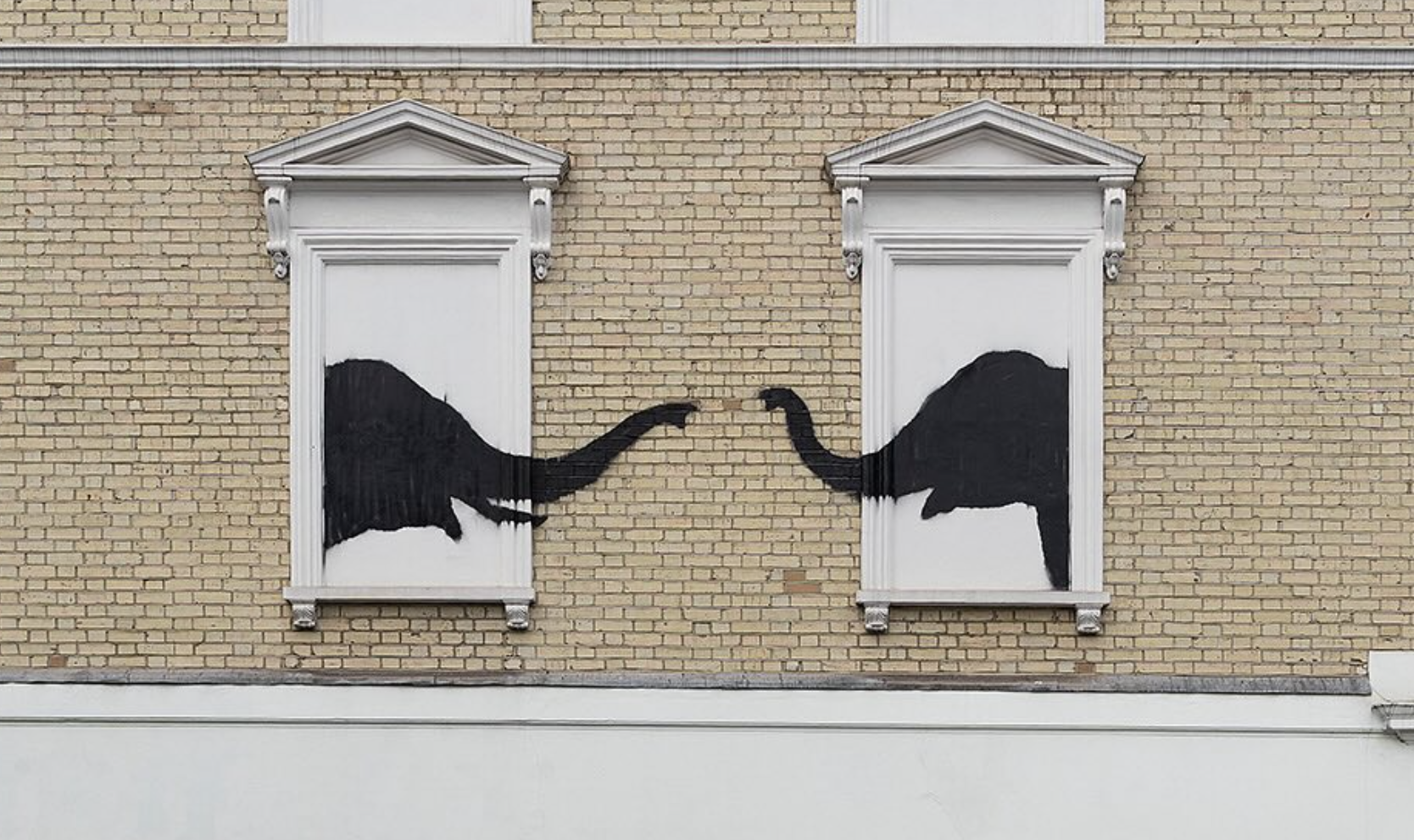 Another new Banksy in west London: location and potential meaning for elephant artwork in Chelsea