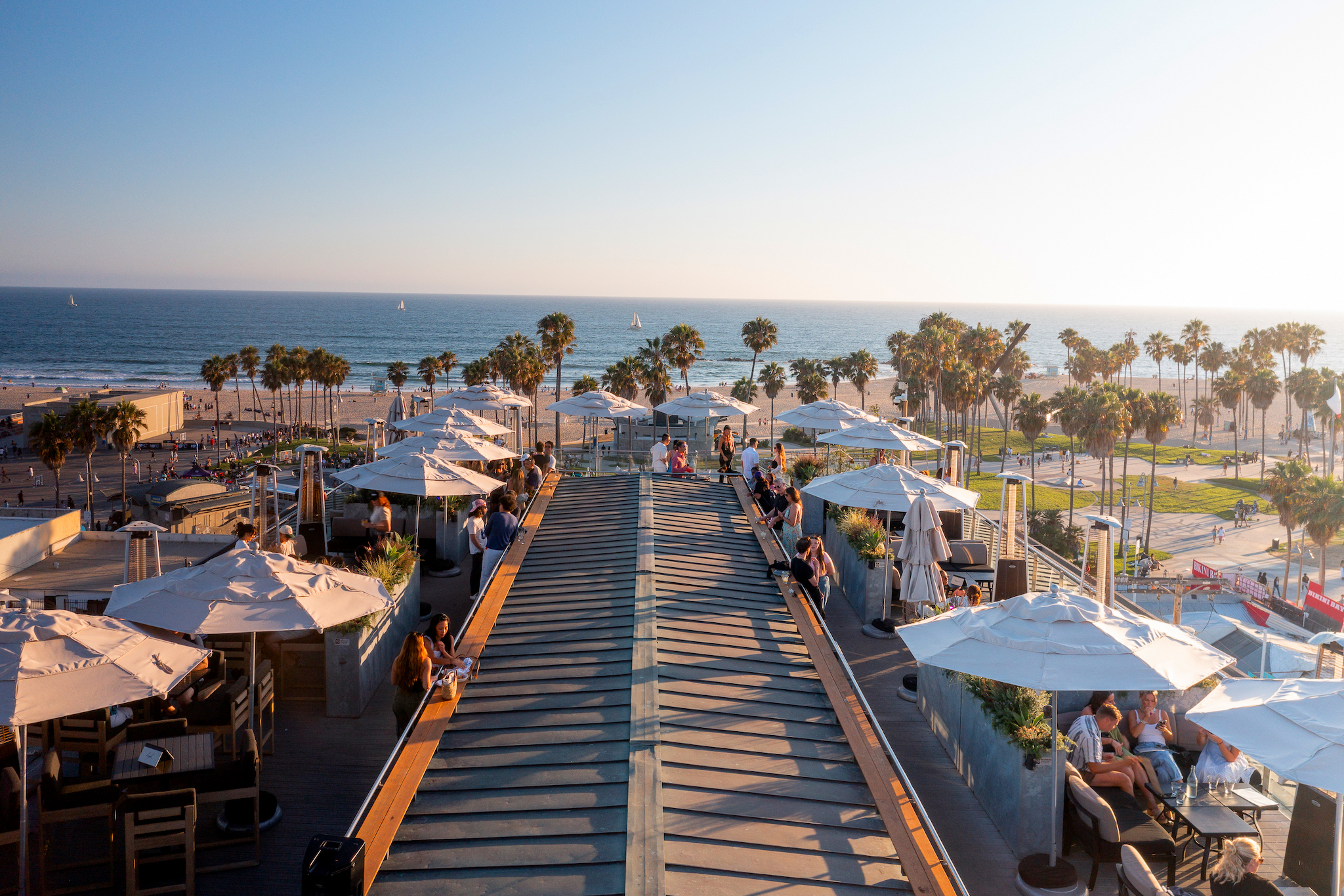 timeout.com - Michael Juliano - The 12 most amazing beachfront hotels in L.A.