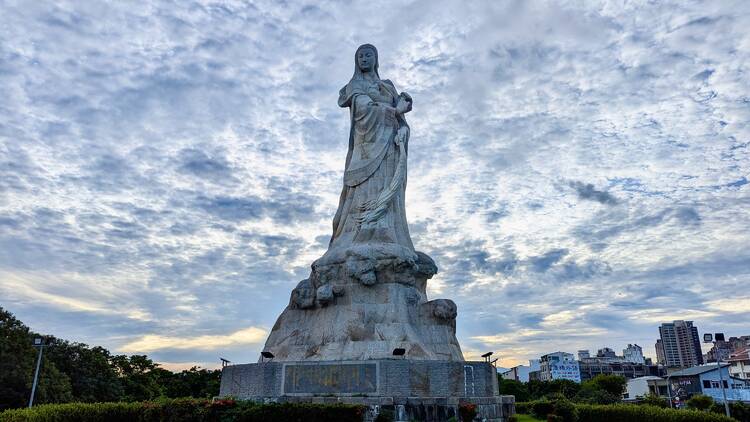 港濱歷史公園與林默娘公園：安平港散步