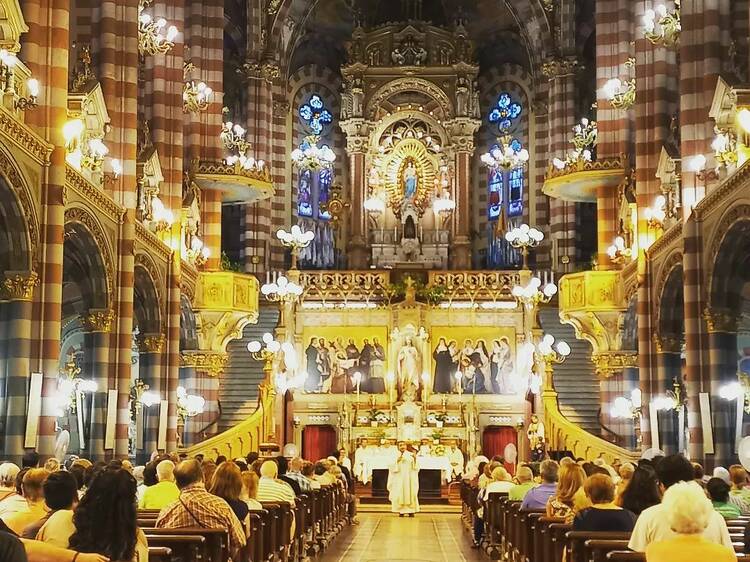 Basílica de María Auxiliadora y San Carlos