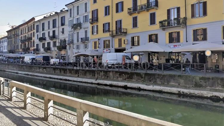 The classic Milanese Railing House