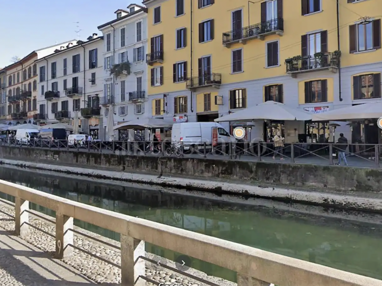 The classic Milanese Railing House