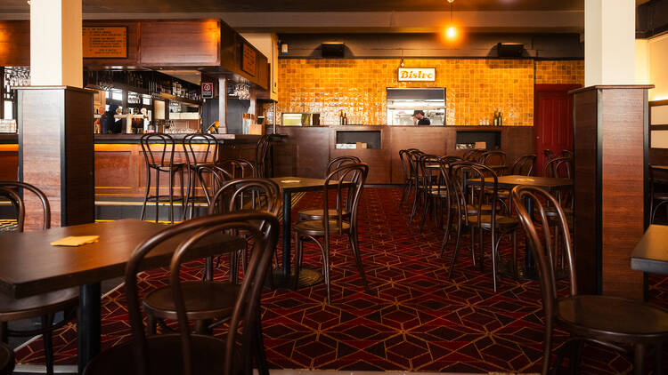 A vintage Sydney pub with bistro.