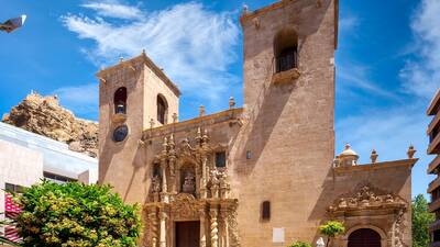 Basilica de Santa María Basilica de Santa María
