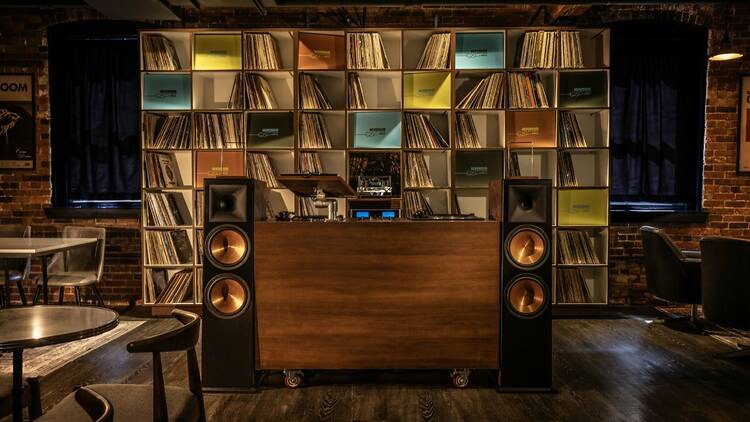 Headroom Hi-Fi Lounge DJ booth