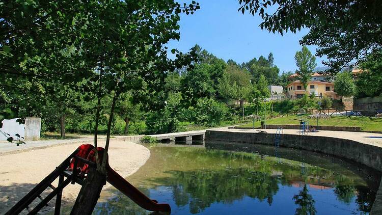 Praia Fluvial de Larim