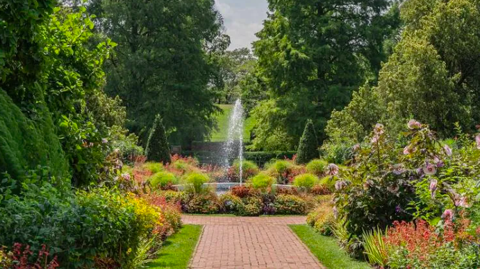 These are the 10 most beautiful botanical gardens in the world, according to a study