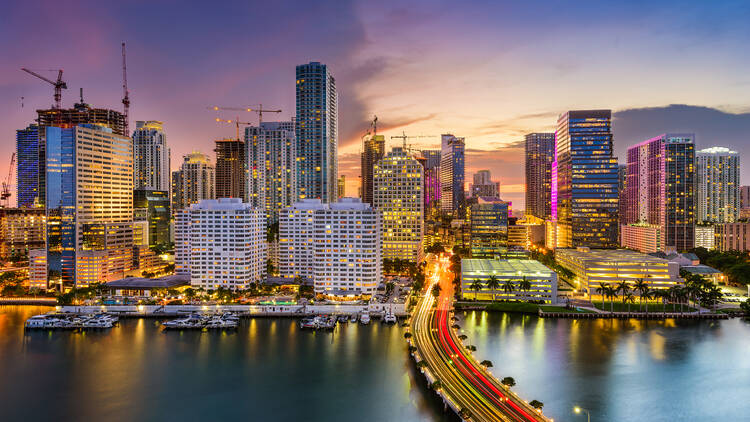 Guided Evening Cruise on Biscayne Bay