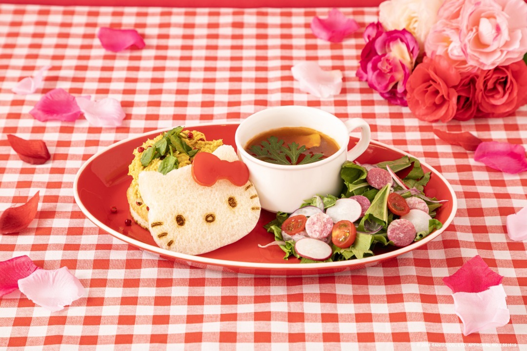 Hello Kitty 50th Anniversary Cafe