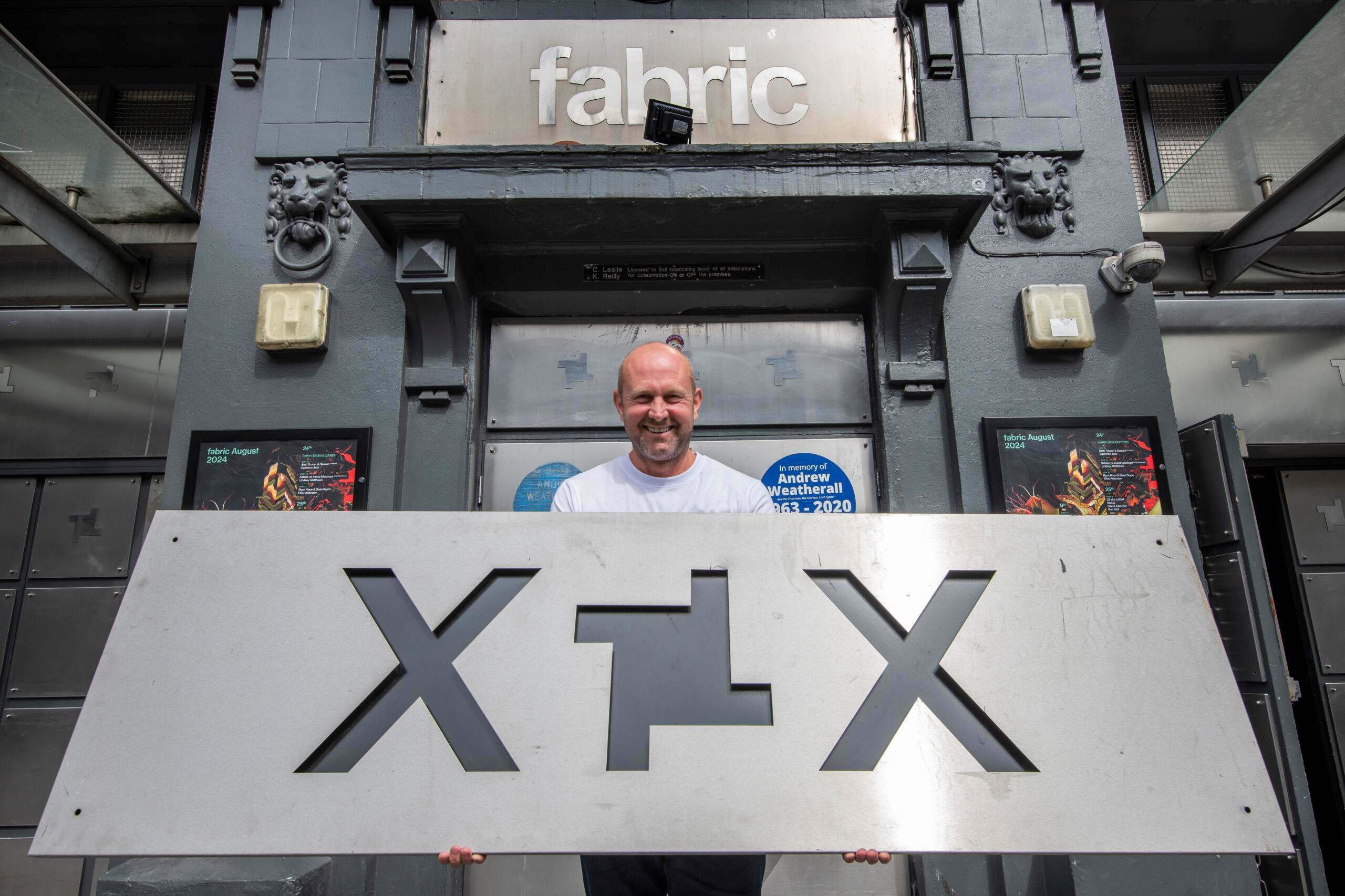 An iconic sign from Fabric nightclub is going on display at London Museum