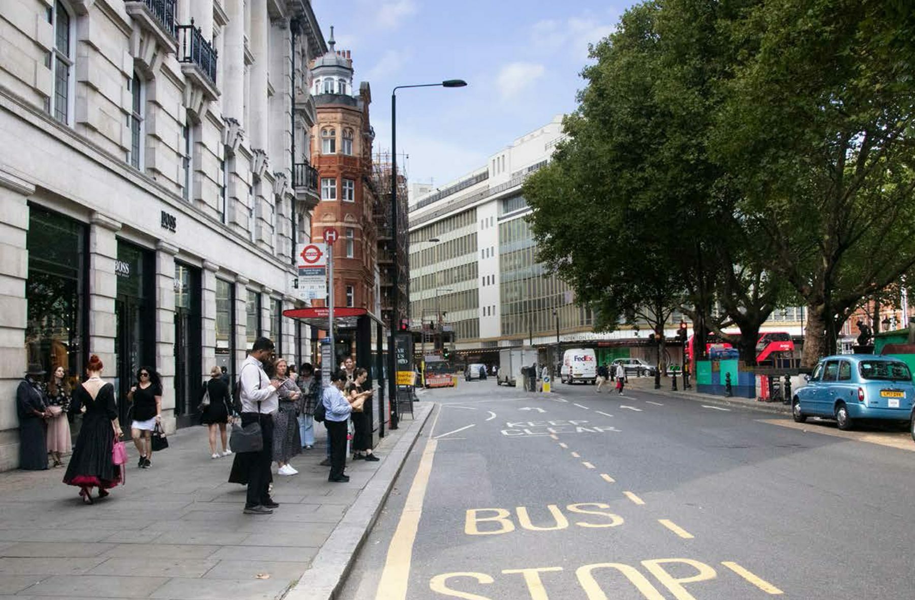 Praise the lord: Sloane Square is getting wider pavements