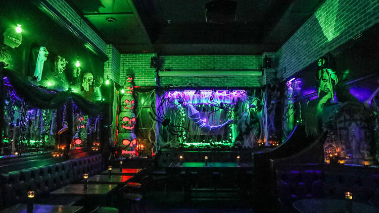 Black Lagoon pop-up bar