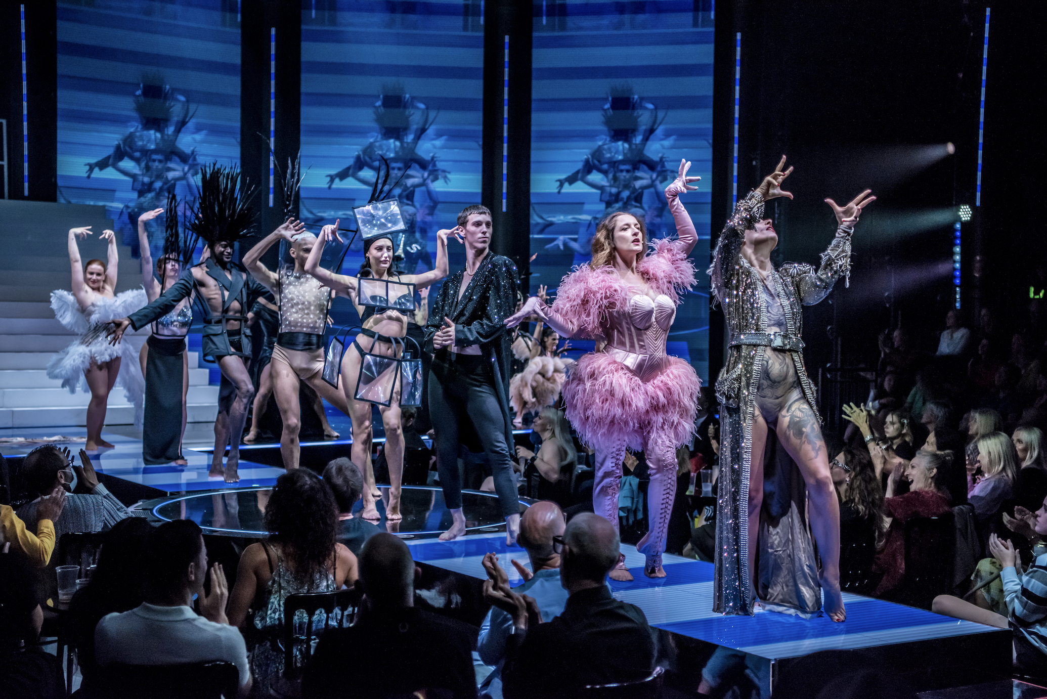 Gaultier Fashion Freak Show Tシャツ Jean Paul Gaultier: Fashion Freak Show review – a fabulous fiesta