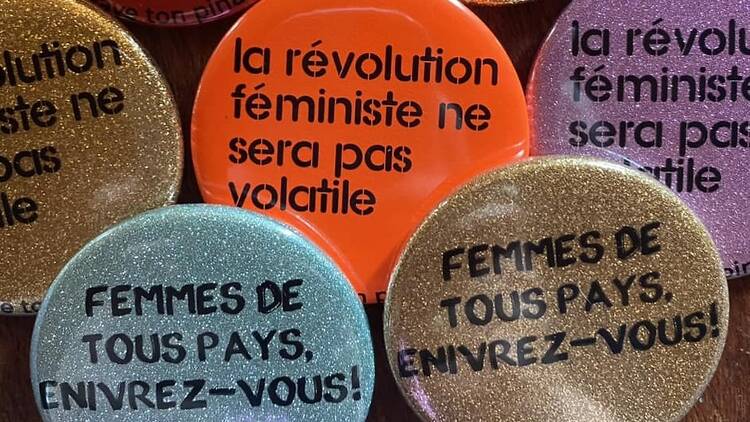 Badges féministes