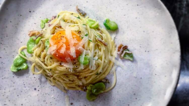 Carbonara with broad beans.