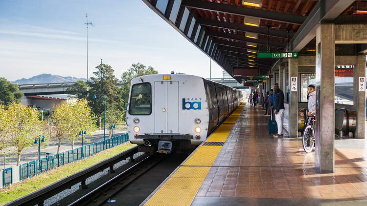 BART train at the Coliseum stop