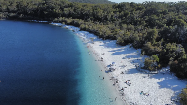 Lake McKenzie