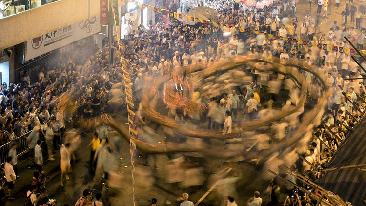 Crowds used to dissect the fire dragon for themselves