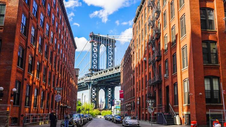 washington street view of the manhattan bridge