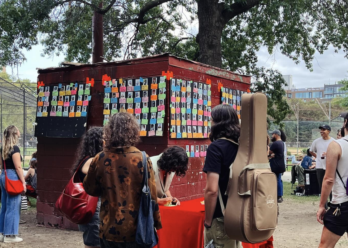 This brick wall in Williamsburg has become a hot spot for singles