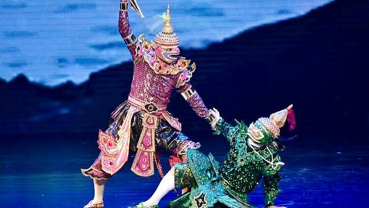 Watch the cultural Khon dance of Thailand