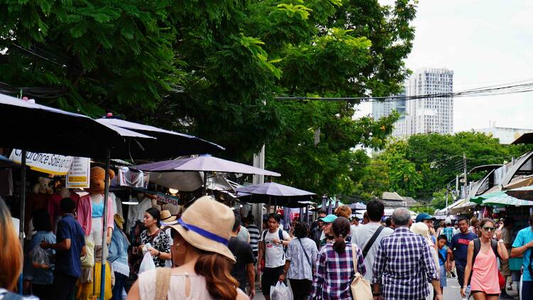 Visit Chatuchak weekend market