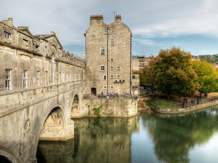 Join a free guided history walk in Bath