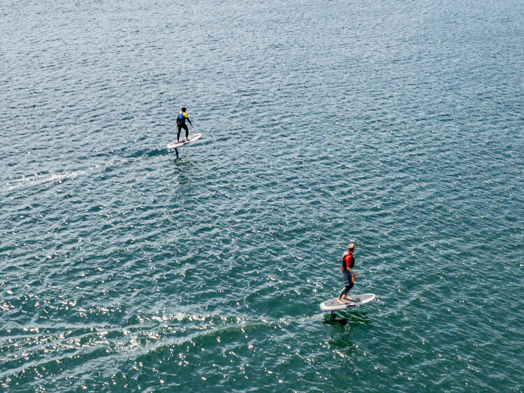 Learn how to e-foil in Looe