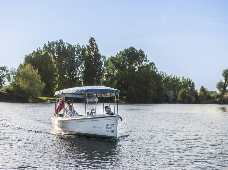 Sight-see on a river cruise in Oxford