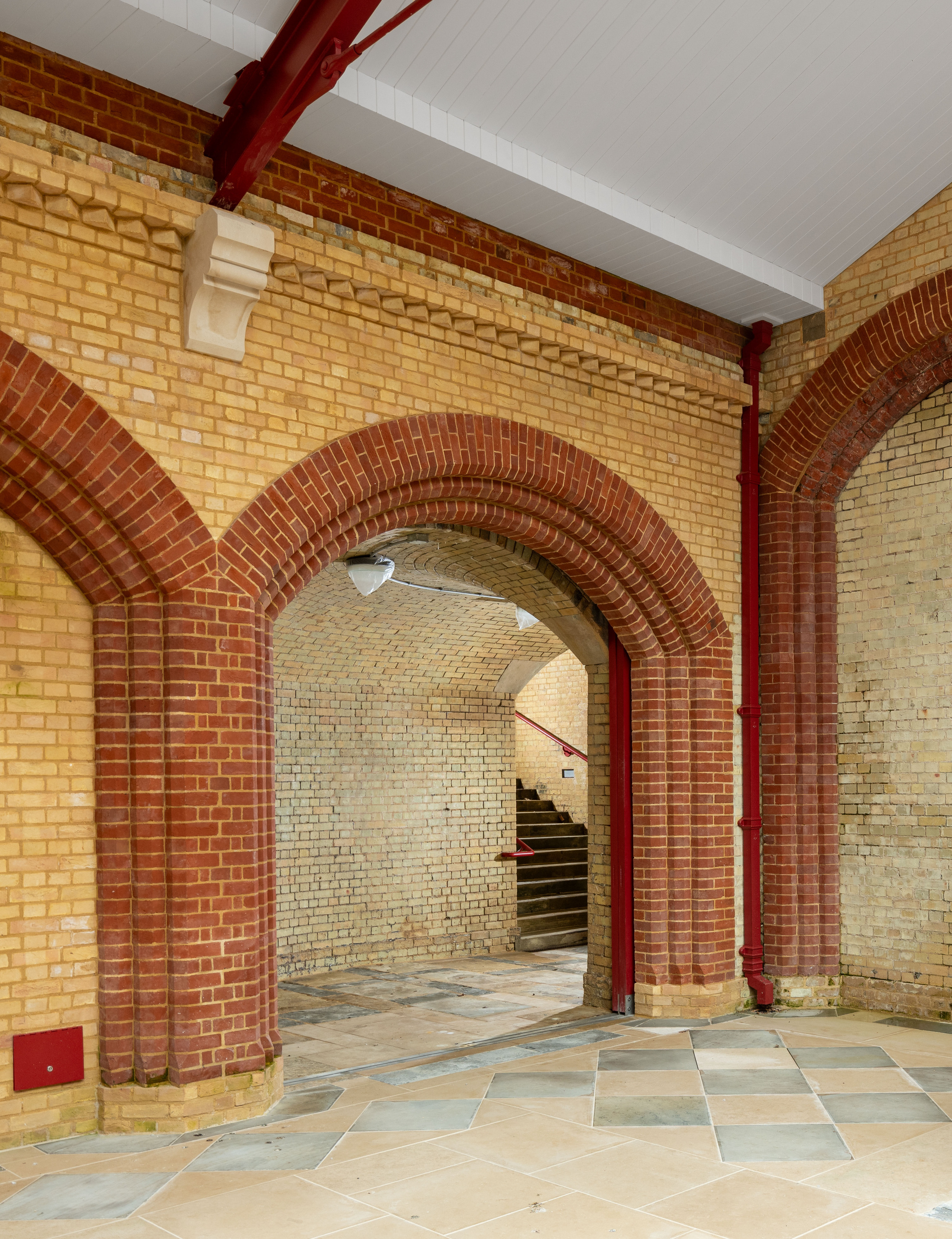 Crystal Palace subway after renovation 