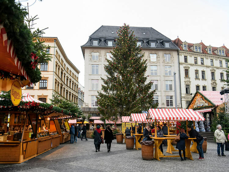 Weihnachtsmarkt auf dem Marktplatz, Leipzig