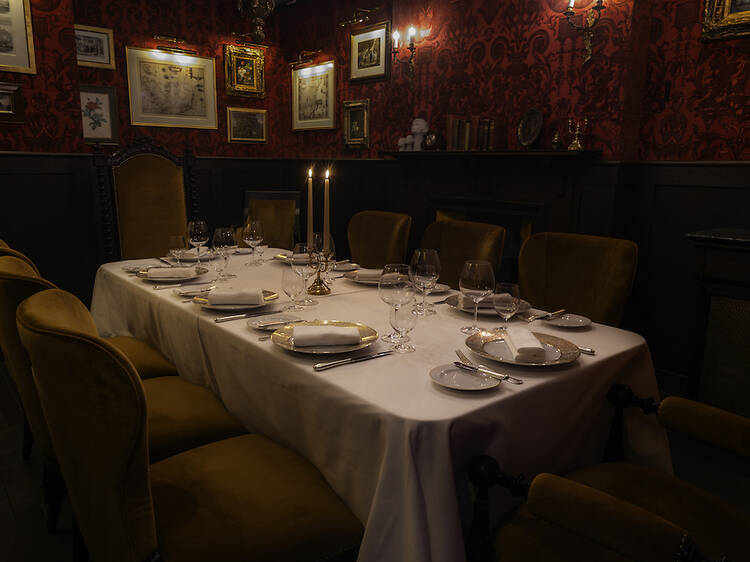 Magistracy Dining Room and Botanical Garden