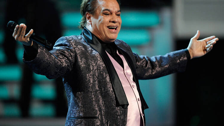 Juan Gabriel concierto Mis 40 en Bellas Artes proyección en el Zócalo