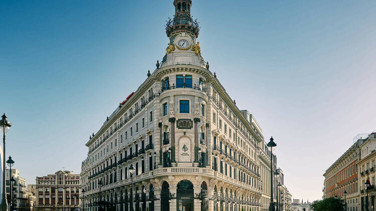 Este es uno de los mejores y más flamantes hoteles del mundo, y está en Madrid