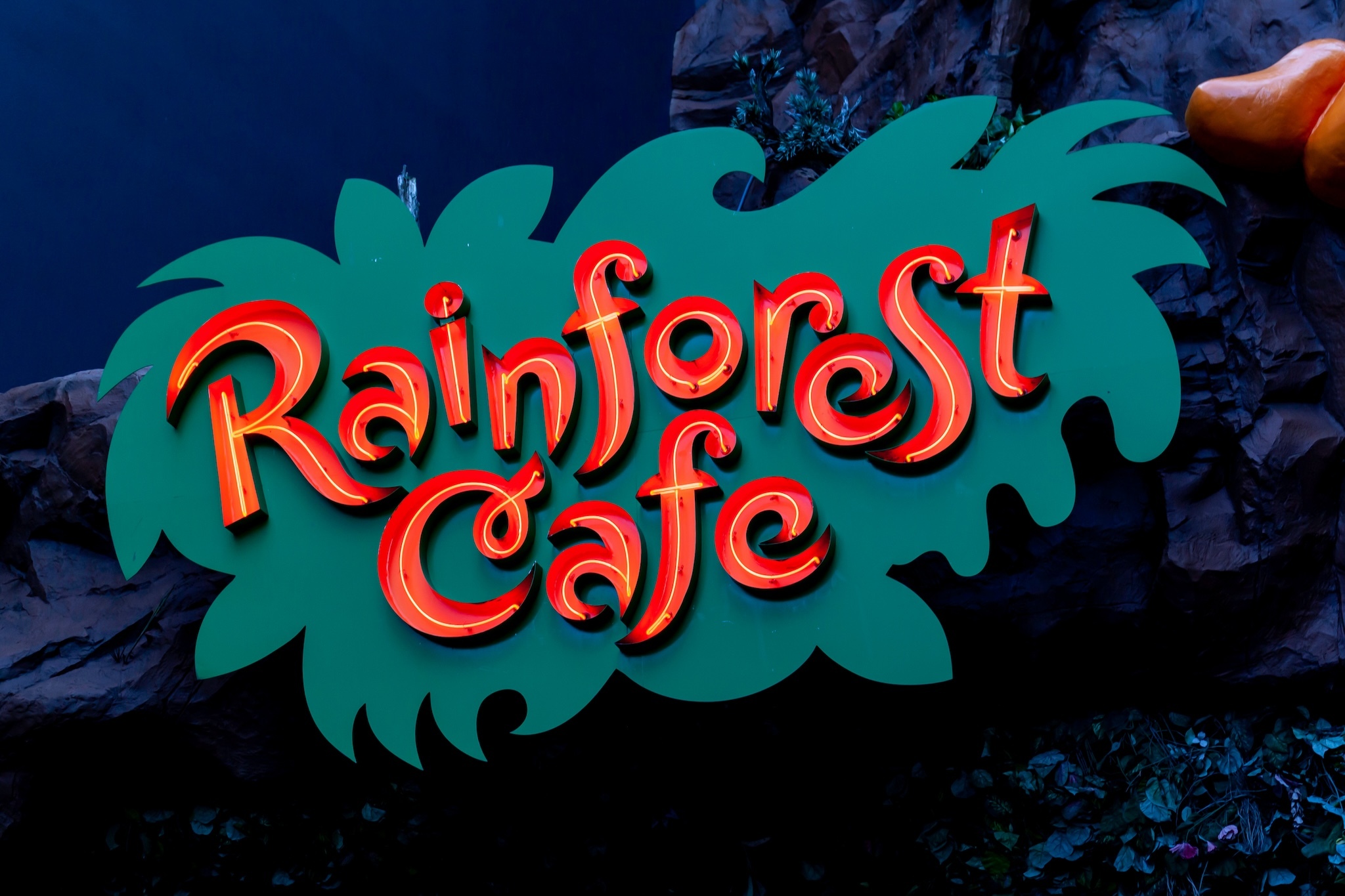 The Rainforest Cafe is returning to NYC—at the Empire State Building